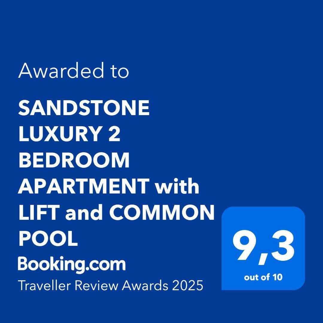 Sandstone Luxury 2 Bedroom Apartment With Lift And Common Pool Flic-en-Flacq Buitenkant foto
